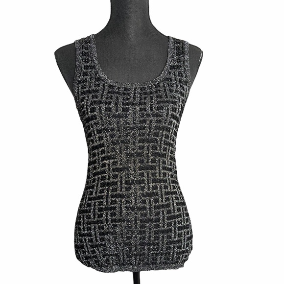 Metallic beaded fiber top - Picture 2 of 5